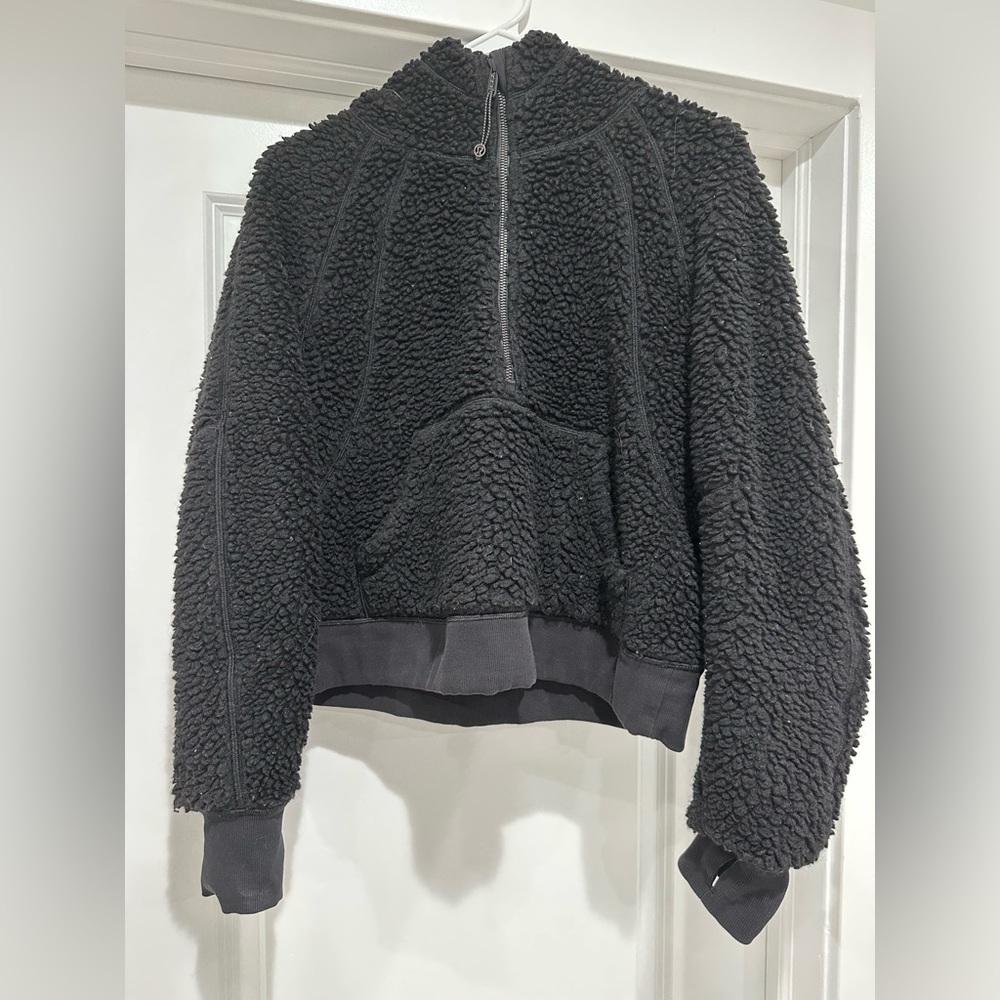 Lulu lemon women’s black Sherpa Hoodie